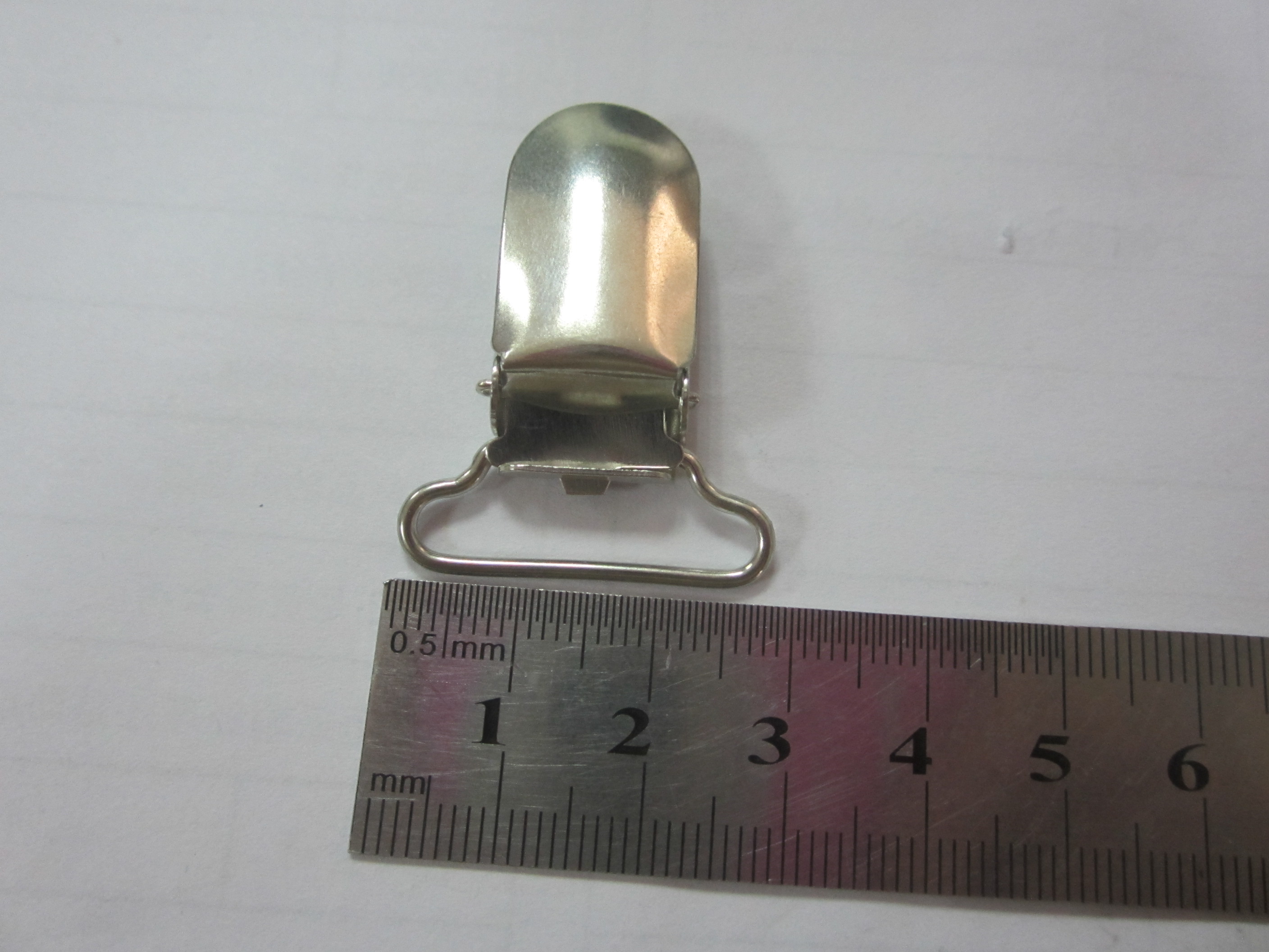 Round shape suspender clip for baby
