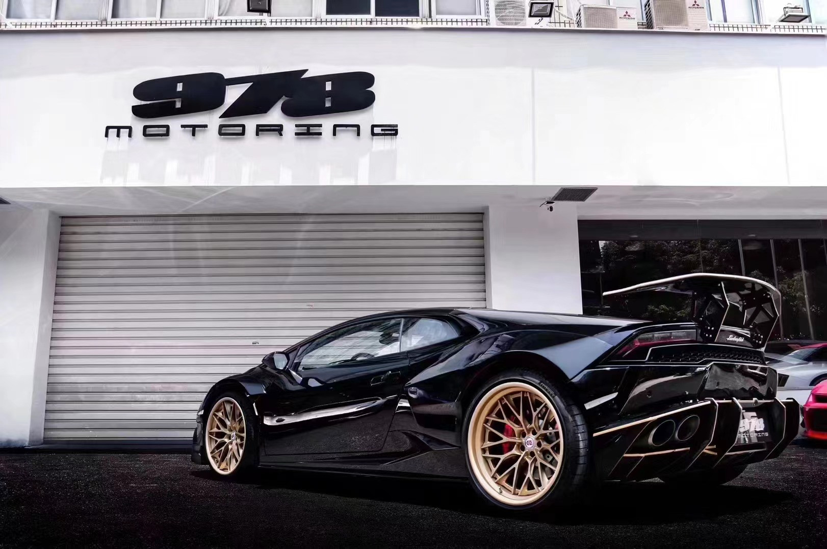 For Lamborghini LP580 LP610 Carbon Fiber Widebody Kit LP580 LP610 Upgraded PD-style Front and Rear Bumper Spoiler Widebody