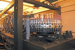 Wholesale 380V 50HZ Fully Automatic Blow Moulding Machine For Pet Bottle from china suppliers