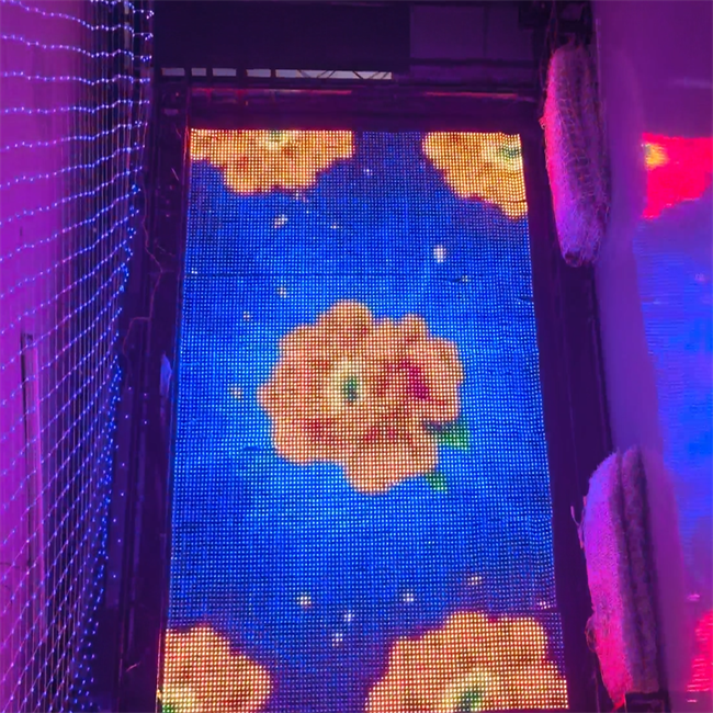 P15 High Brightness RGB Drone Flying LED Screen Mesh IP67 Waterproof Programmable