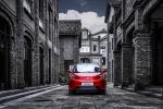400km Range Electric Car Vehicles Front Driven Single Motor 220V