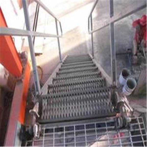 Galvanized Slip Resistant Steel Grip Strut Punching Plate Anti Skid Serrated