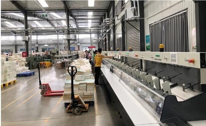 6 Stations 12000 Cycles Per Hour Automatic Saddle Stitcher