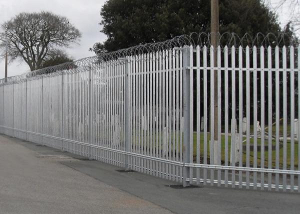 50x100mm Post Triple Pointed Palisade Fencing Hot Dip Galvanized Gp Security