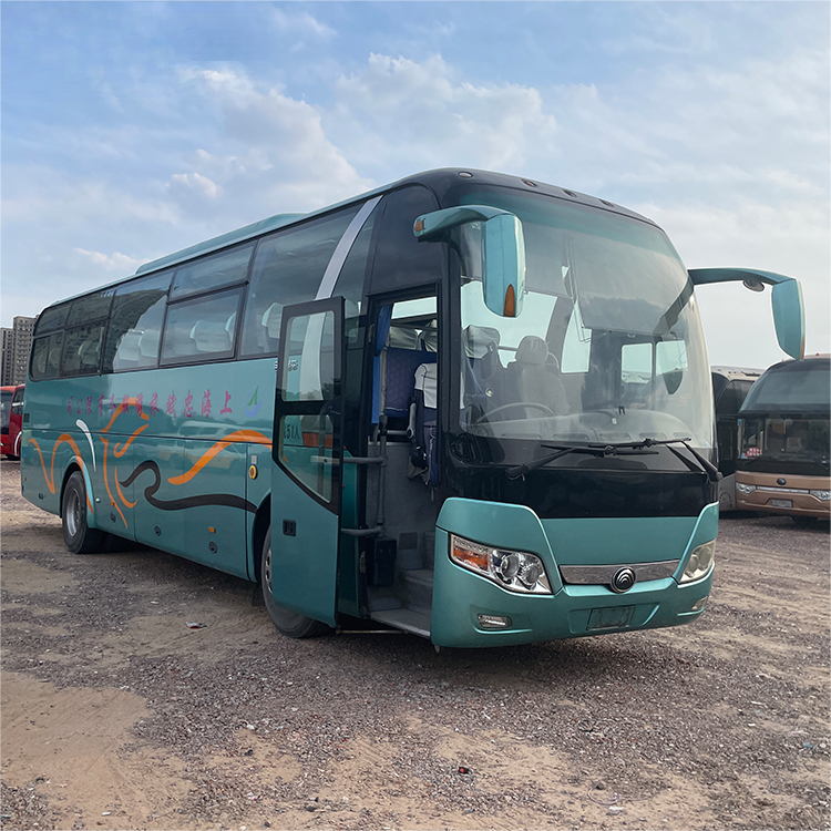 Front Disc Rear Drum Brake System 50-60 Seats Yutong Bus for Traveling in Ghana's Market