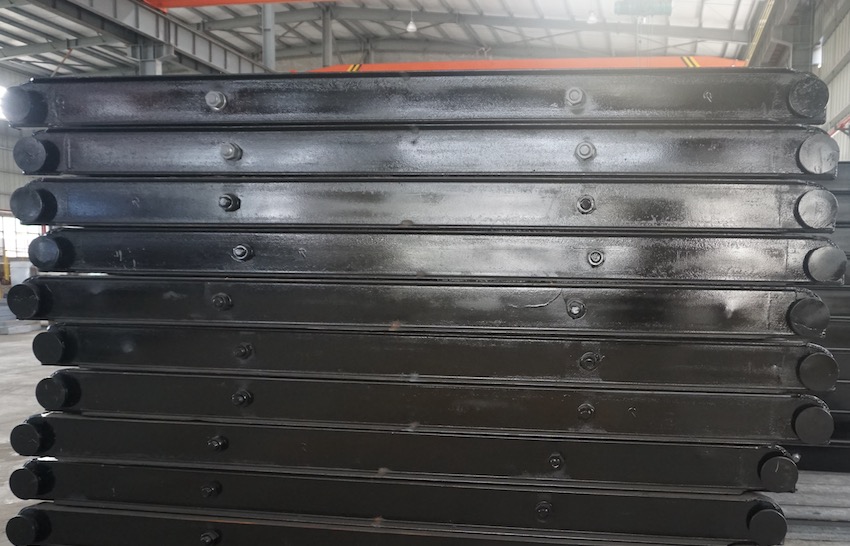 Oilfield rig mats