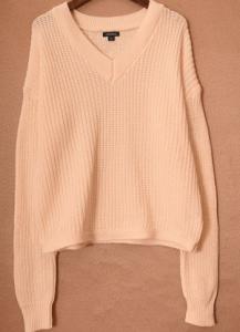 Wholesale Women's V neck casual sweaters from china suppliers