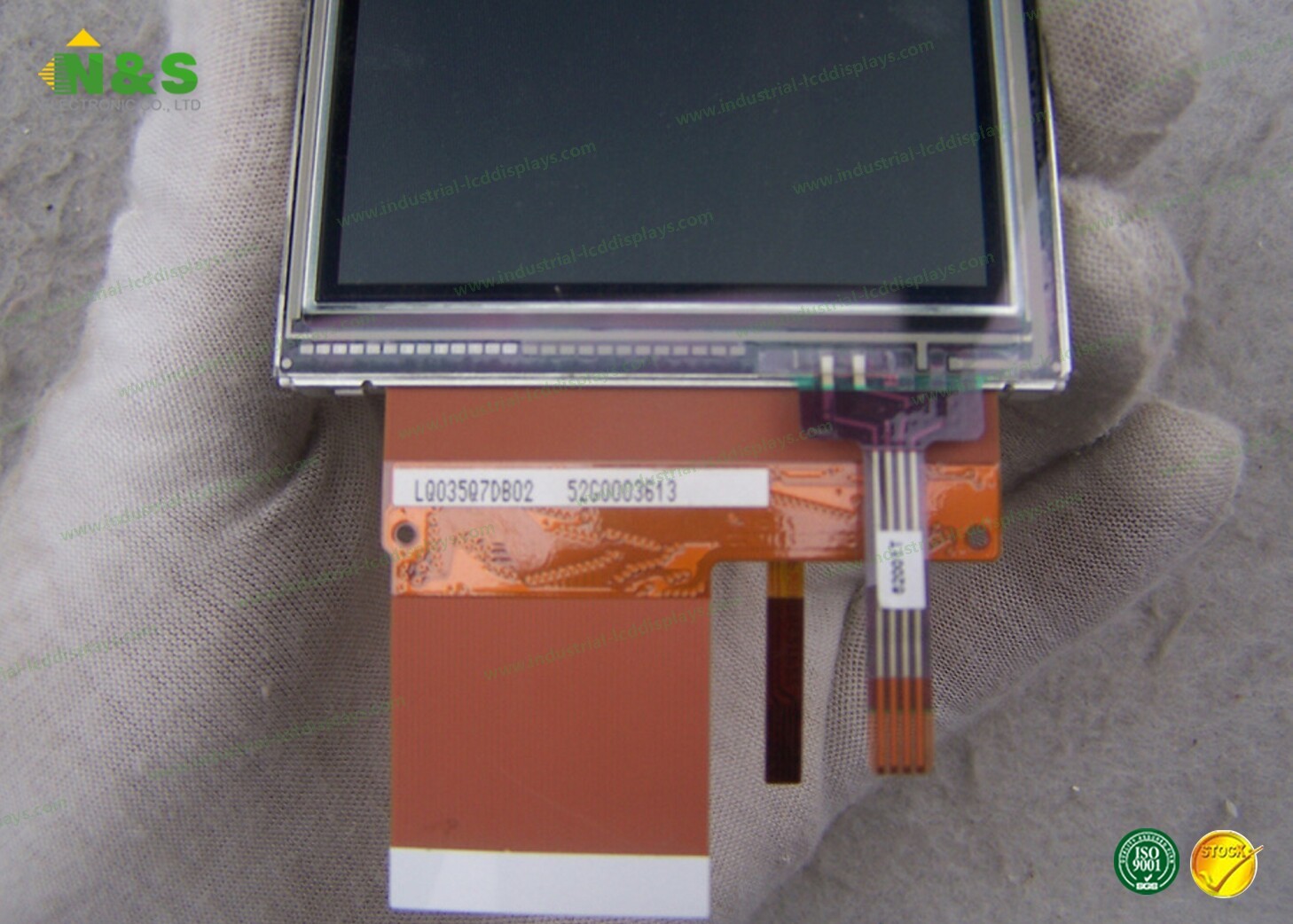 3.5'' Sharp LCD Panel 240×320 Graphic For Advertising Application LQ035Q7DB05