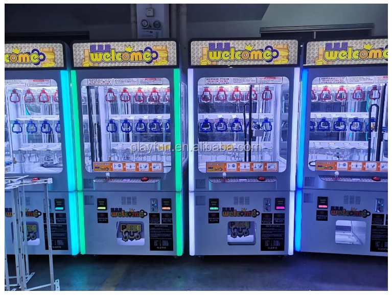Flexible Customize 15 Boxes 9 Boxes Led Light Mini Gold Key Master Big Expensive Prize Vending Gaming Machine
