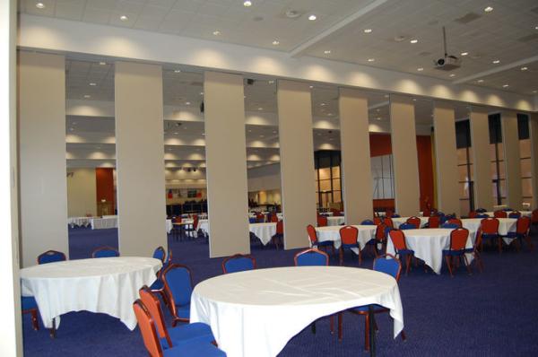 85 mm Thickness Banquet Hall Acoustic Operable Partition Walls Commercial