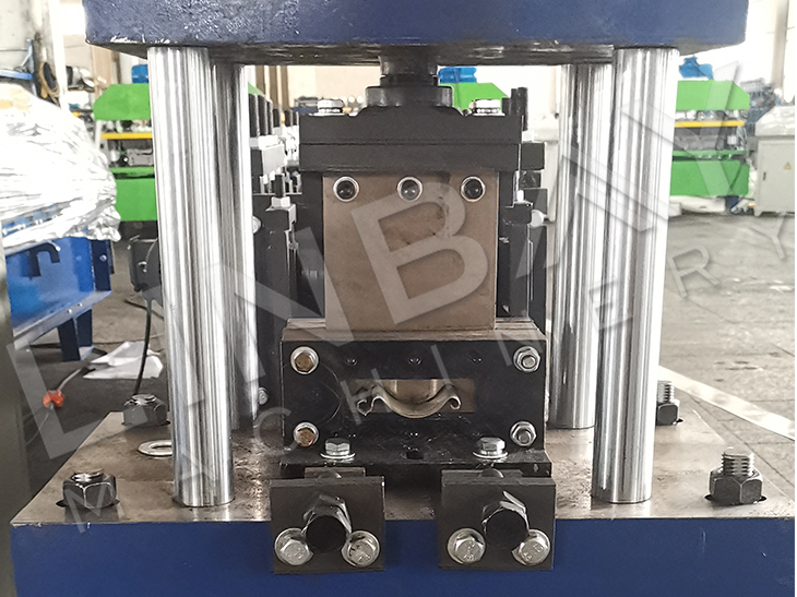 Automatic Galvanized Steel Chain Drive Rolling Shutter Door Roll Forming Machine