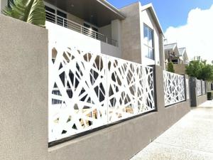 Wholesale Living Room Panel Divider Aluminium Partition Divider Screen Foldable from china suppliers