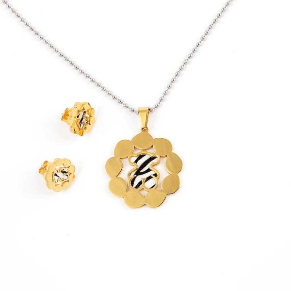 South American Fashion Stainless Steel Earrings With Matched Pendant Necklace