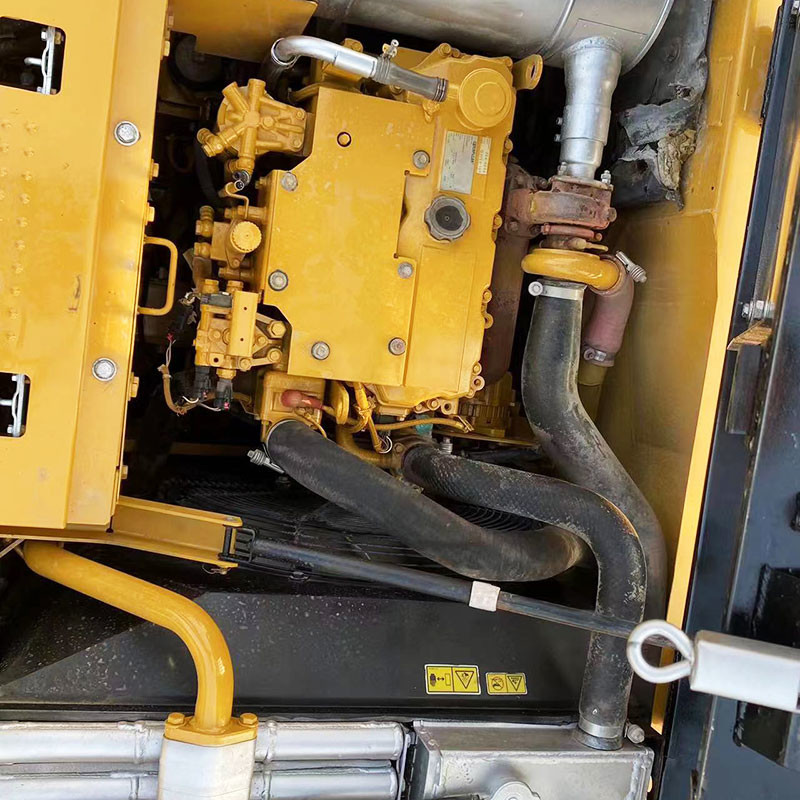 Used Caterpillar 315D Excavator 15 ton Weight 91kw Rated Power 300L Fuel Tank Capacity