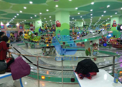 Indoor / Outdoor Children'S Amusement Rides Mini Shuttle Ride Erosion Resisting
