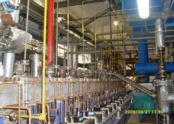 132 Kw Counter Rotating Twin Screw Extruder Machine 9 Liquid Fillers 3 Gas