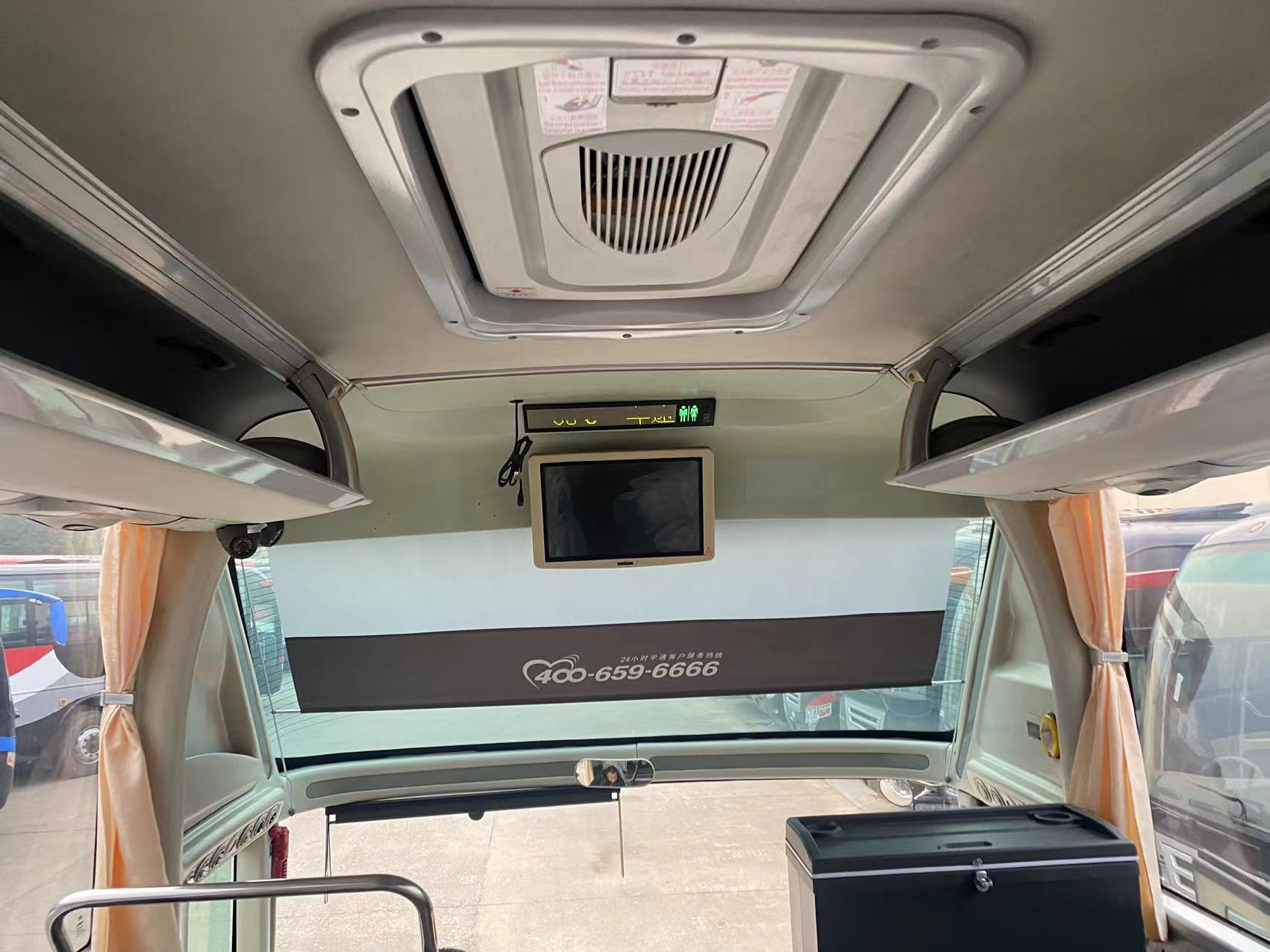 Fuel Type Diesel 47 Seater Used Coach Bus with Refrigerator and Bathroom Left Drive