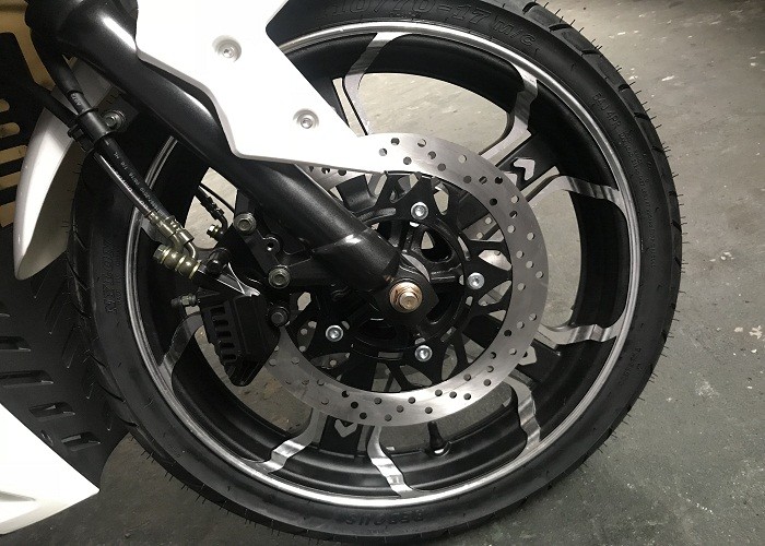 13 L Fuel Tank Automatic Street Motorcycle Front Disc Brake CM150S-4 150cc