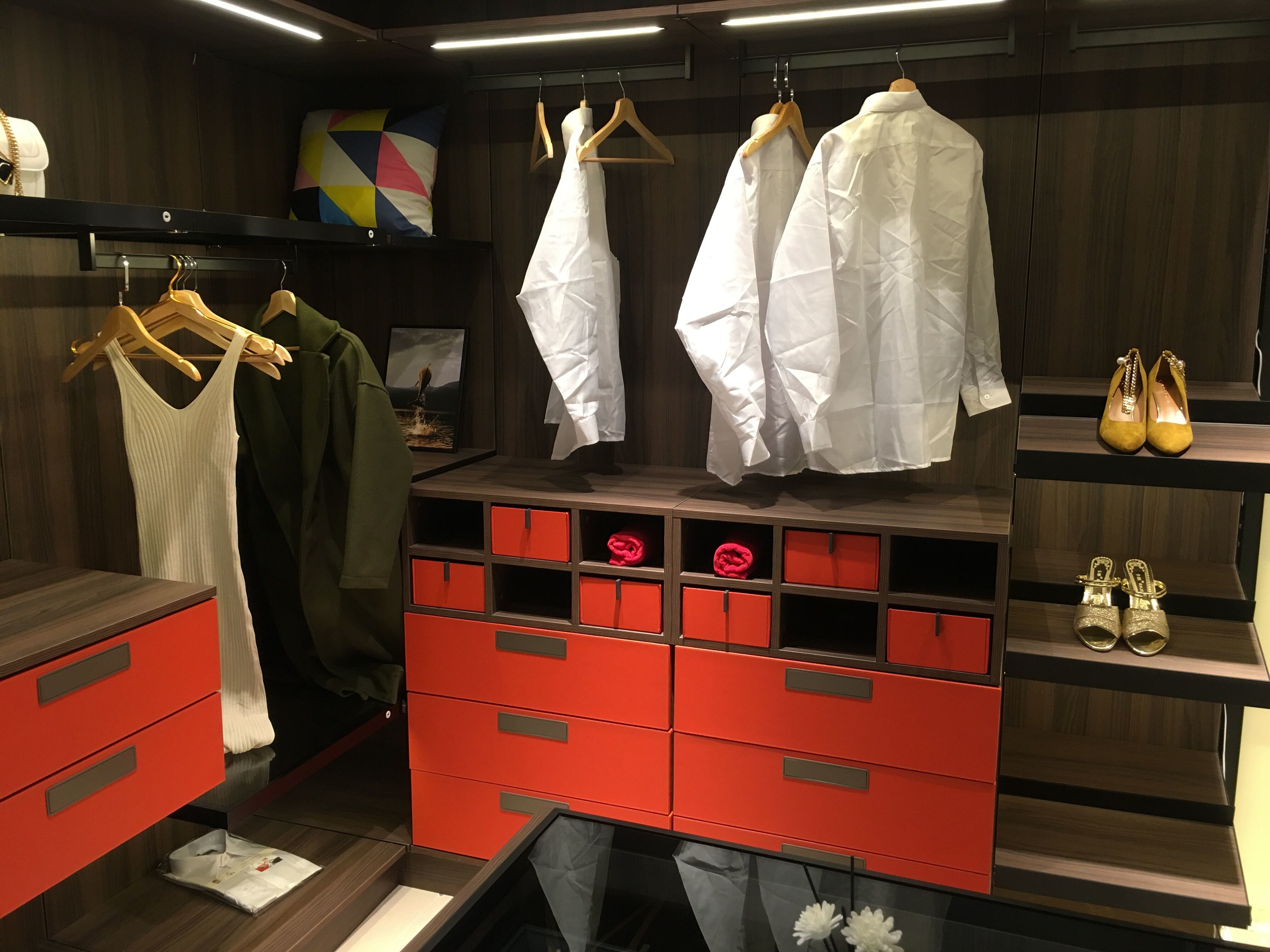 2.2m Master Bedroom Wardrobe Closets Double Closets Without Doors