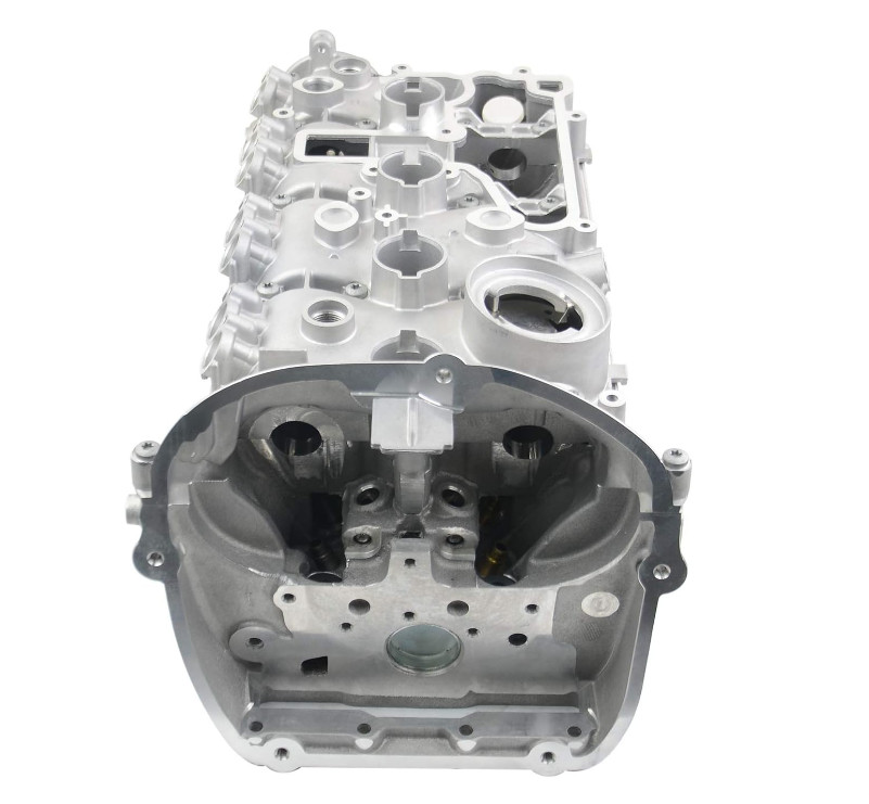 CAD CDZ CDN Car Engine Cylinder Head 4 Valves For Q5 A4L2.0T EA888 06J103063C