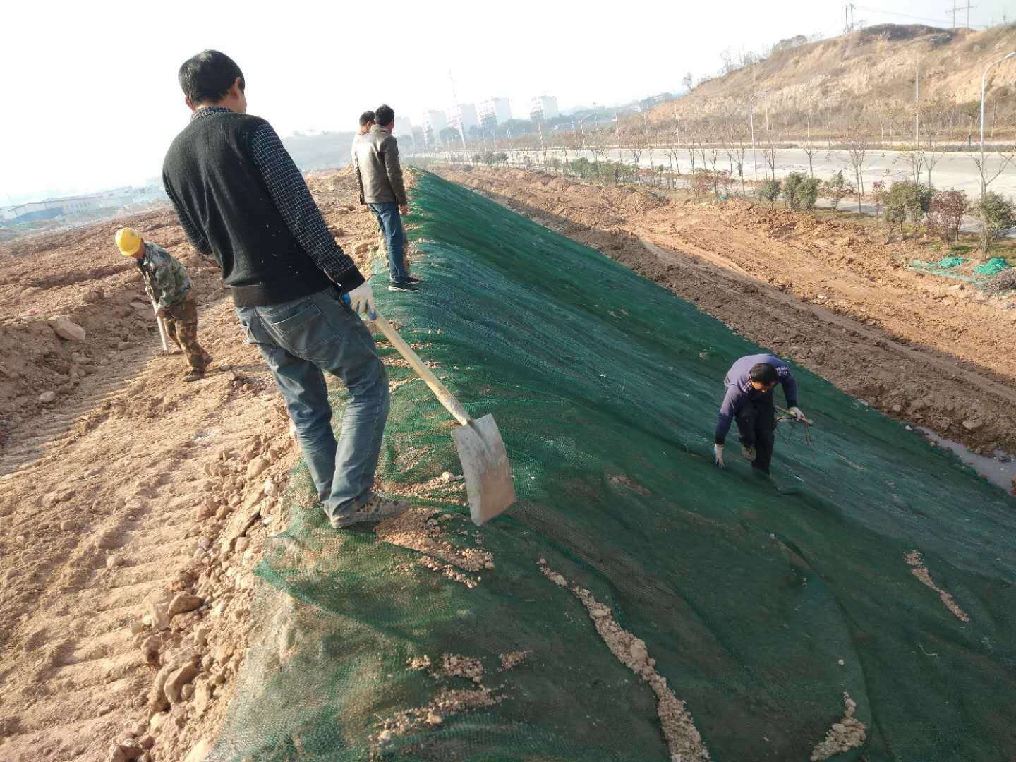 Reinforced Green 3D Geomat for Slope Protection Onsite Training Offered