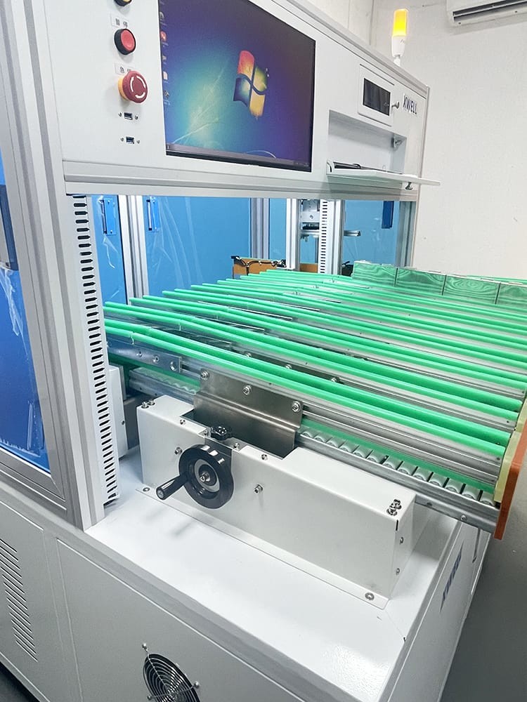 600pcs/h Prismatic Cell Sorting Machine 8 Channel Battery Voltage Internal Resistance Measuring Instrument