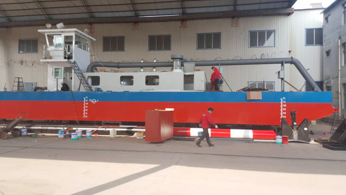 The design length of the mud dredging boat which with a red color is 20 meters