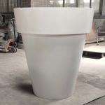 Unique Modern Fiberglass Flower Pots Glossy Finished For Indoor Outdoor Decor