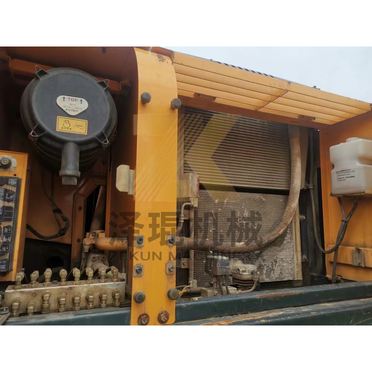 30Ton Korea 305LVS Crawler Excavator with Hydraulic Pump