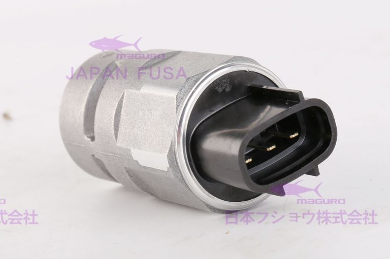 Odometer Sensor Engines Spare Parts For ISUZU 4HK1 8-97382058-1