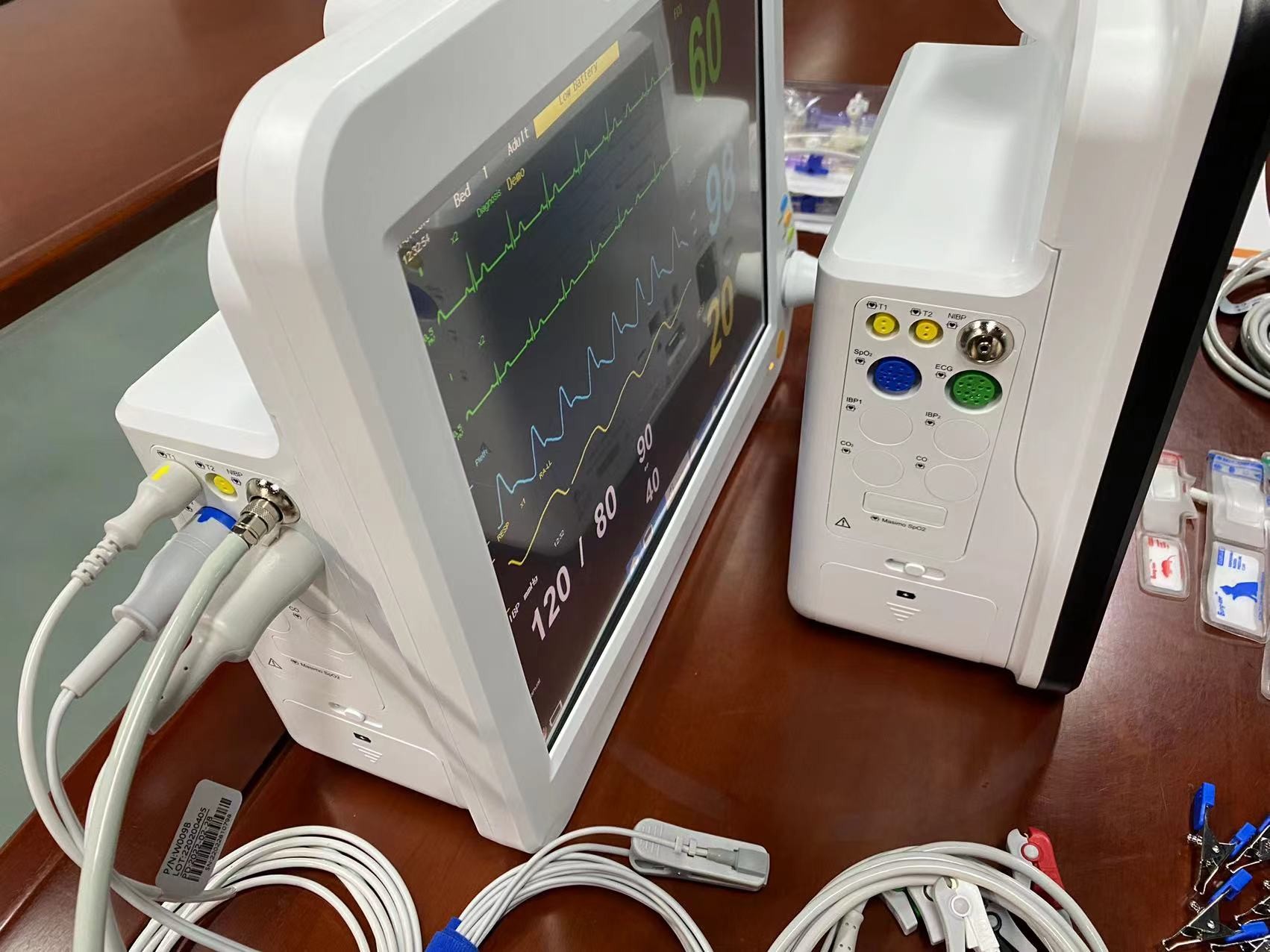 2Temp Resp Veterinary Multiparameter Monitor Multi Language For Surgical Diagnostic