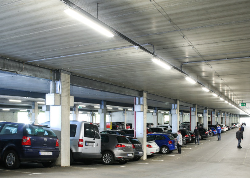 85 ~ 265V 60Watt 5ft LED Batten Fitting light Cool White CCT 4500K For Parking Lots