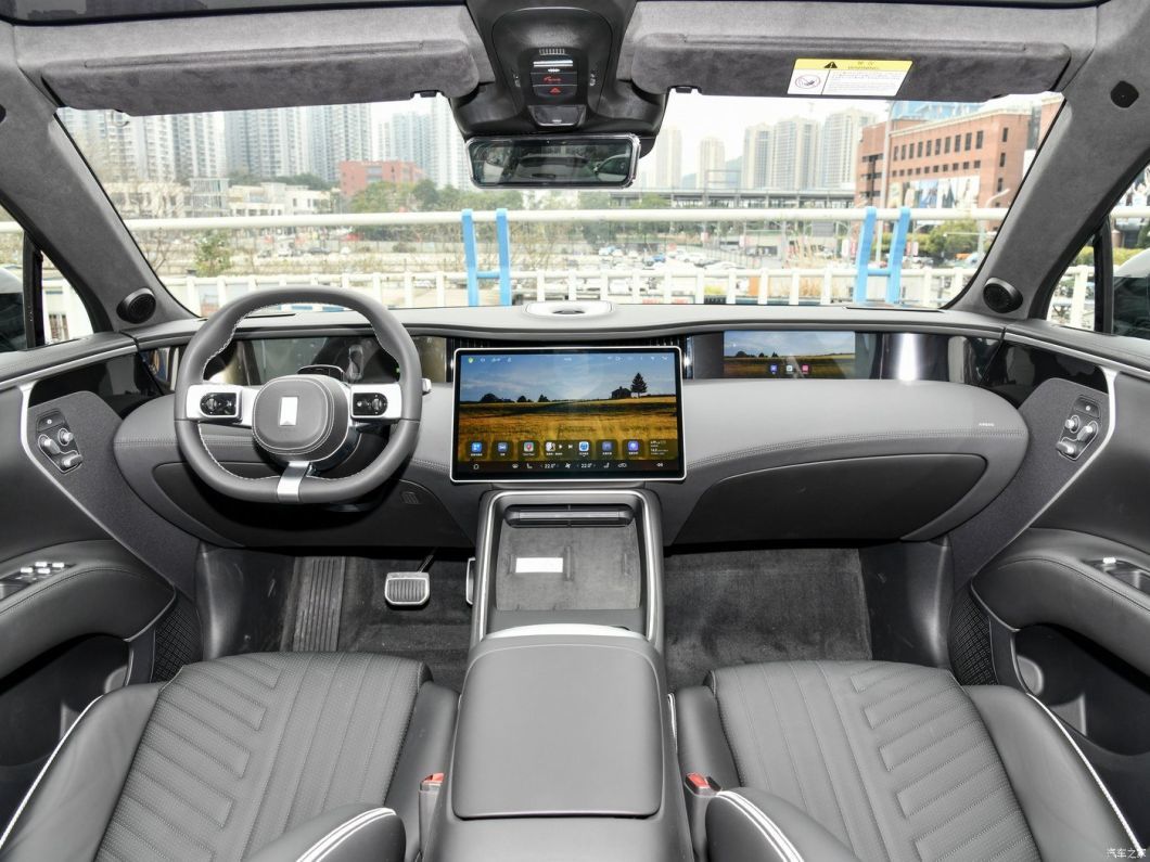 High Performance EV New Energy Electric Electrical SUV Auto Car Changan Huawei Avatr 11