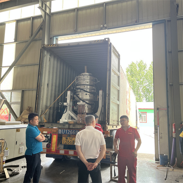 Plastic Extruder Machine Hdpe Pipe Extrusion Machine / Line Water Tank Making Machine High-performance