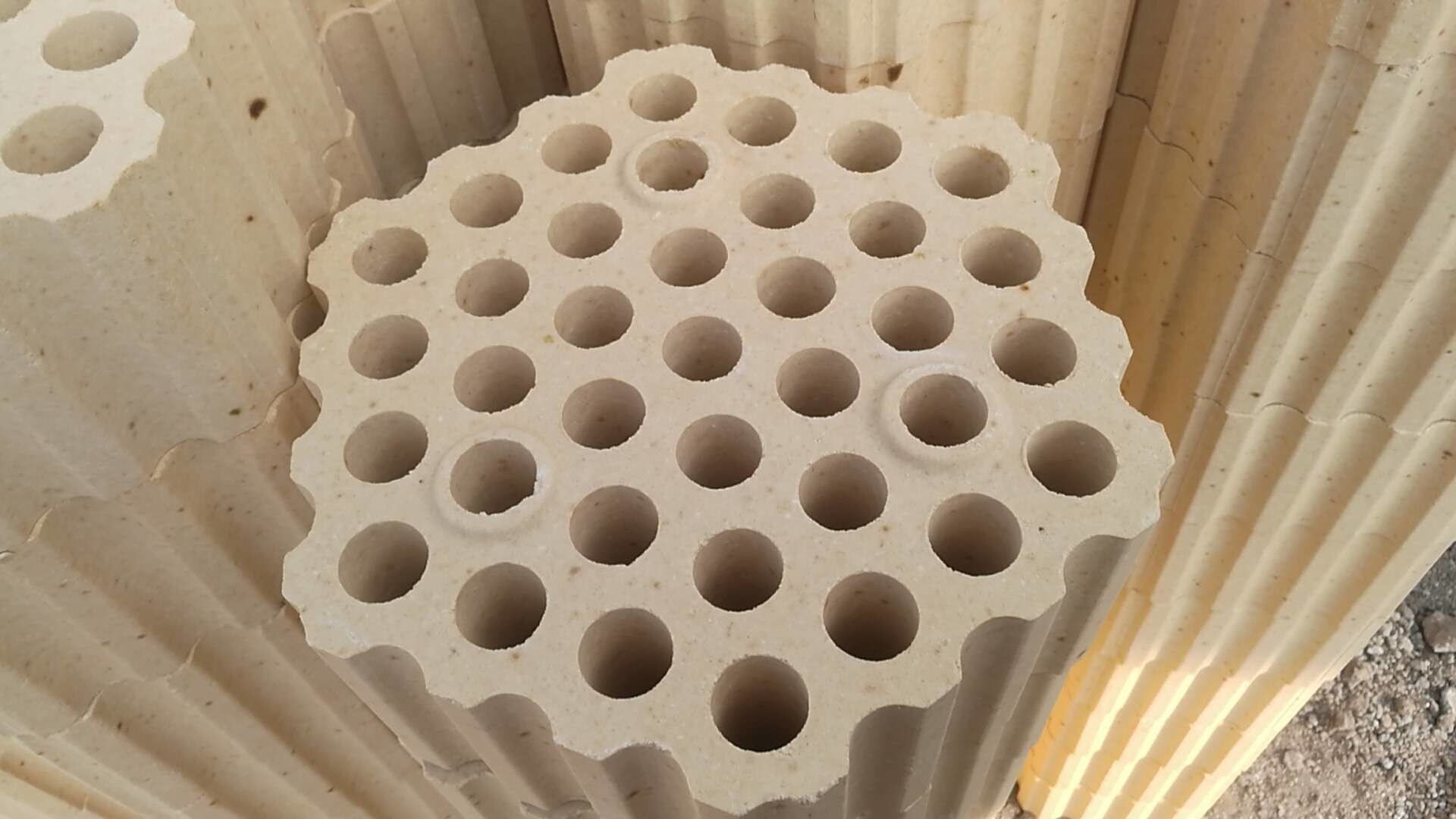 Customrized Size Silica Refractory Bricks Checker 96% Above for Hot Air Furnace