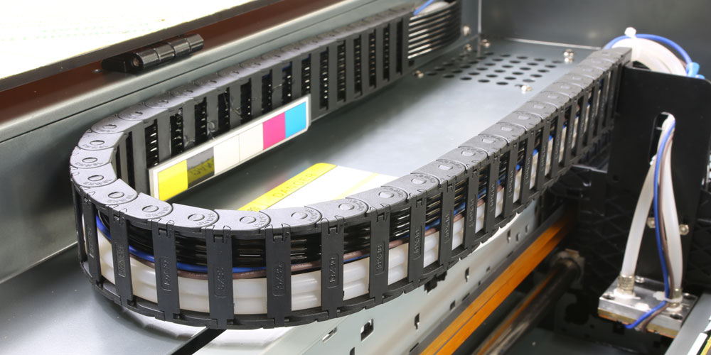 CMYK UV Flatbed Direct To Garment Printing Machine For Clothing