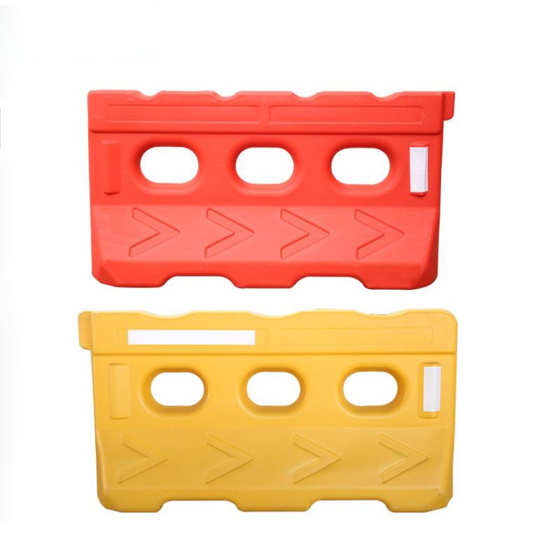 Outdoor Security Water Filled Crash Barrier With PE Material And Durable Construction