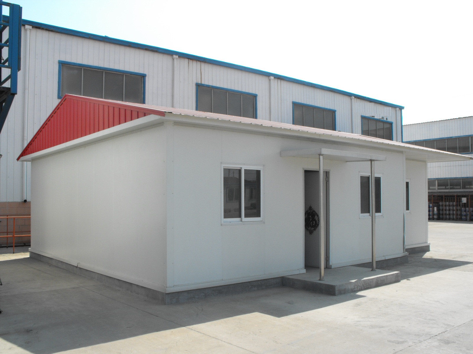 Prefab Q355 custom poultry farm steel structures