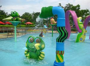 Wholesale Spray Water Game For Kids ,Frog Style Fiberglass Aqua Park Equipment Toys from china suppliers