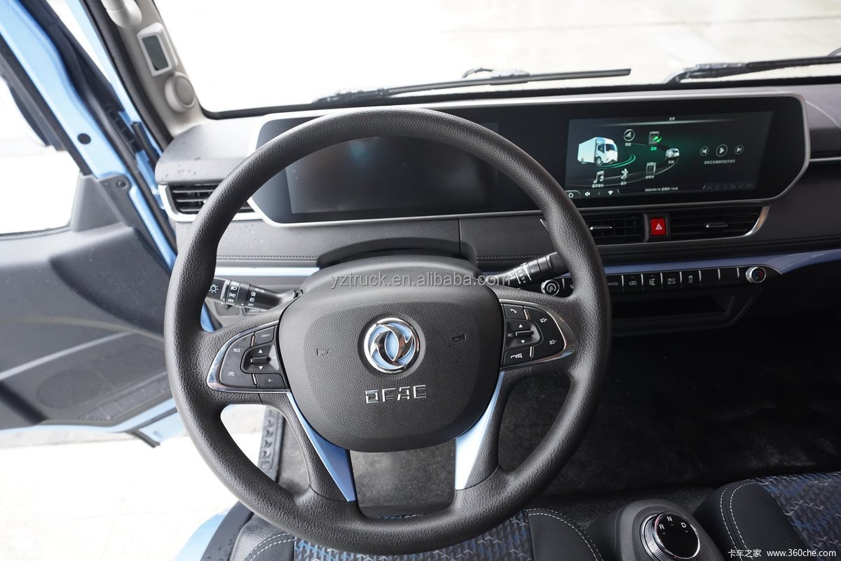 Advanced Dongfeng 4x2 18.5cbm Single Cabin Van Cargo Truck with ESC System