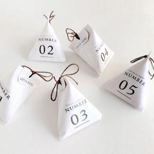 Wholesale Kraft Paper Recycled Gift Bags Personalized Metallic Foil Candy Bags With Rope from china suppliers
