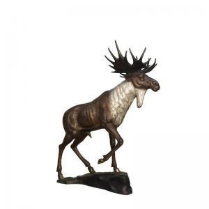 Wholesale Casting Metal Life Size Deer Lawn Ornaments / Bronze Deer Sculpture from china suppliers