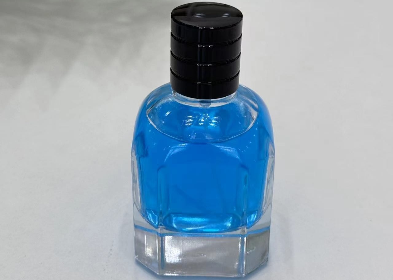 Zinc-Alloy Premium Black Perfume Bottle Caps For Sustainable Packaging