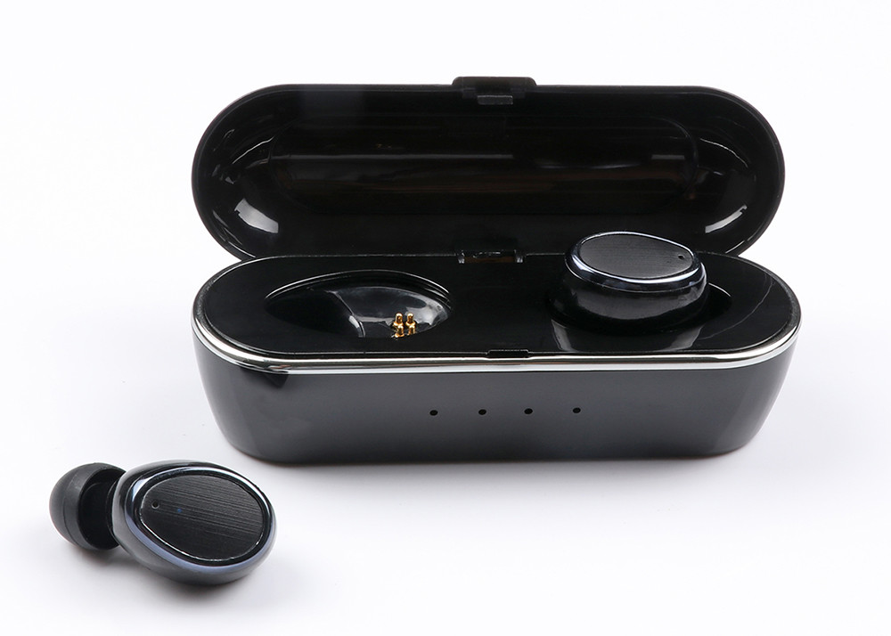 2.4GHZ True Wireless Stereo Earphones Built - In Microphone With Charging Case