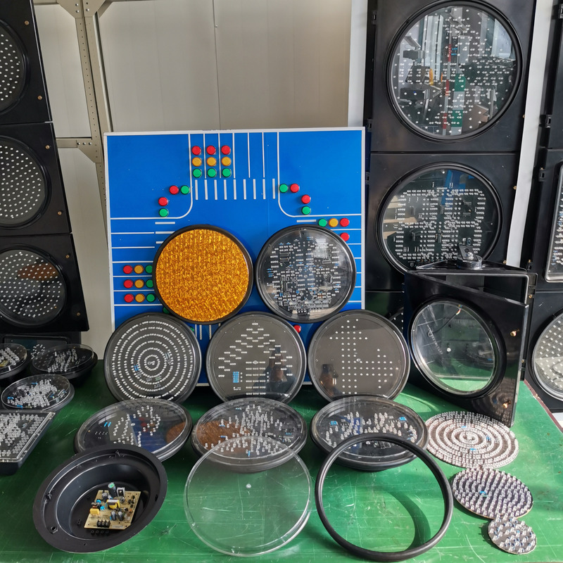 300MM 3-Section 2-Color Flip Door Right Turn And Countdown Timer Road Traffic Light