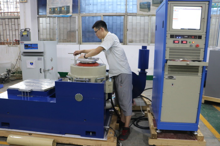 6000N Shock Testing Equipment , Vibration Testing Machine Meet ASTM D999