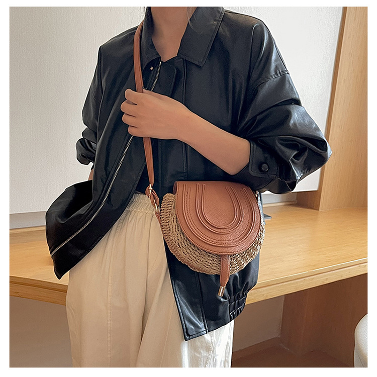Leisure Crossbody Straw Bag for Women Main Material PU Daily Life Essential