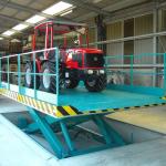 Stationary Hydraulic Truck Dock Scissor Lift 5000KG With Extension Ramp