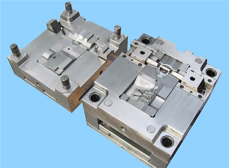 PC PU Precision Injection Molding P20 Plastc Mold Production Injection Molding Services