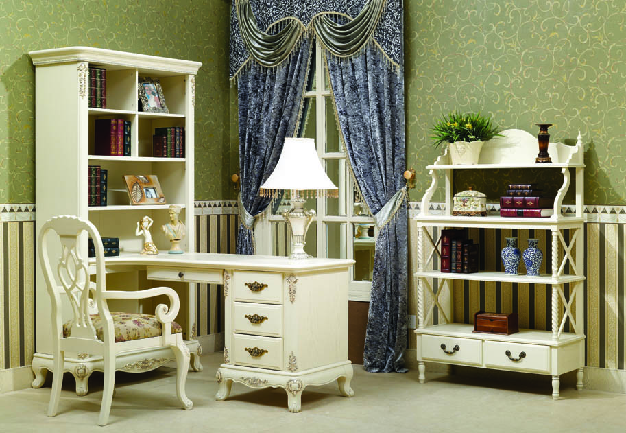 Vintage White Student Study Tables